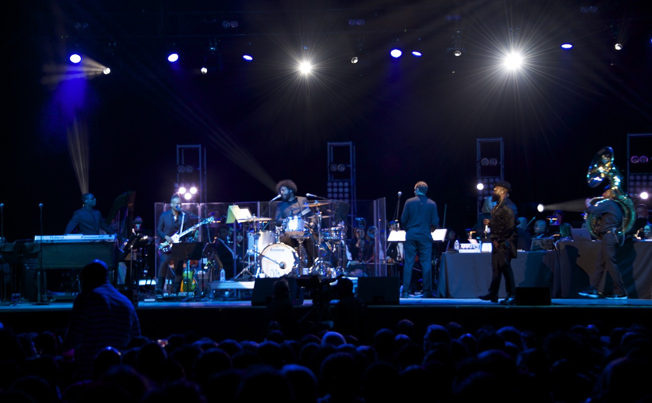 The Roots Gave an Athletic Performance in Irving, Backed by Dallas Pops and Famous Friends