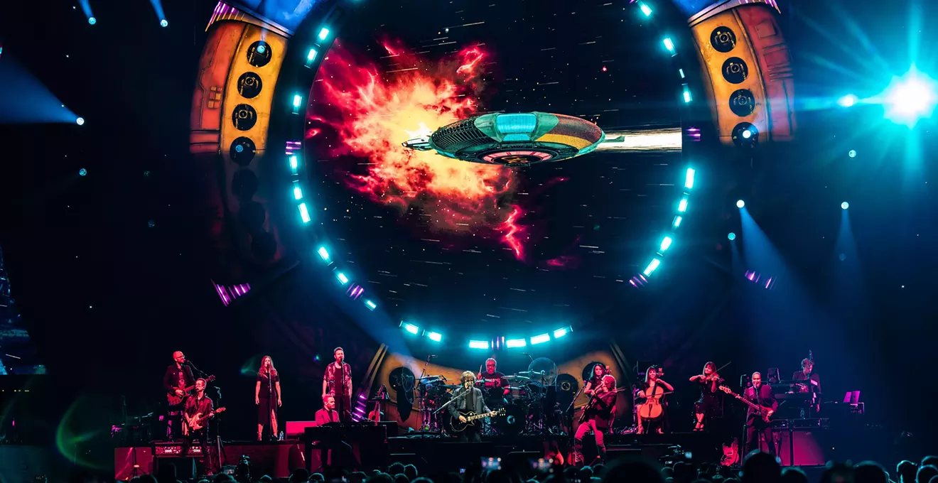 REview Dallas' Jeff Lynn's Electric Light Orchestra Took Us to Space