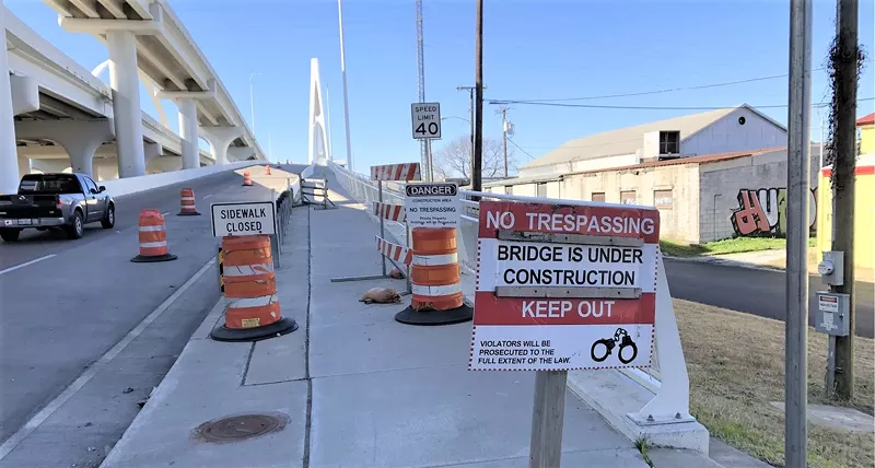 Image: The new, even nastier sign warning you not to set foot on the Margaret McDermott bicycle bridge.