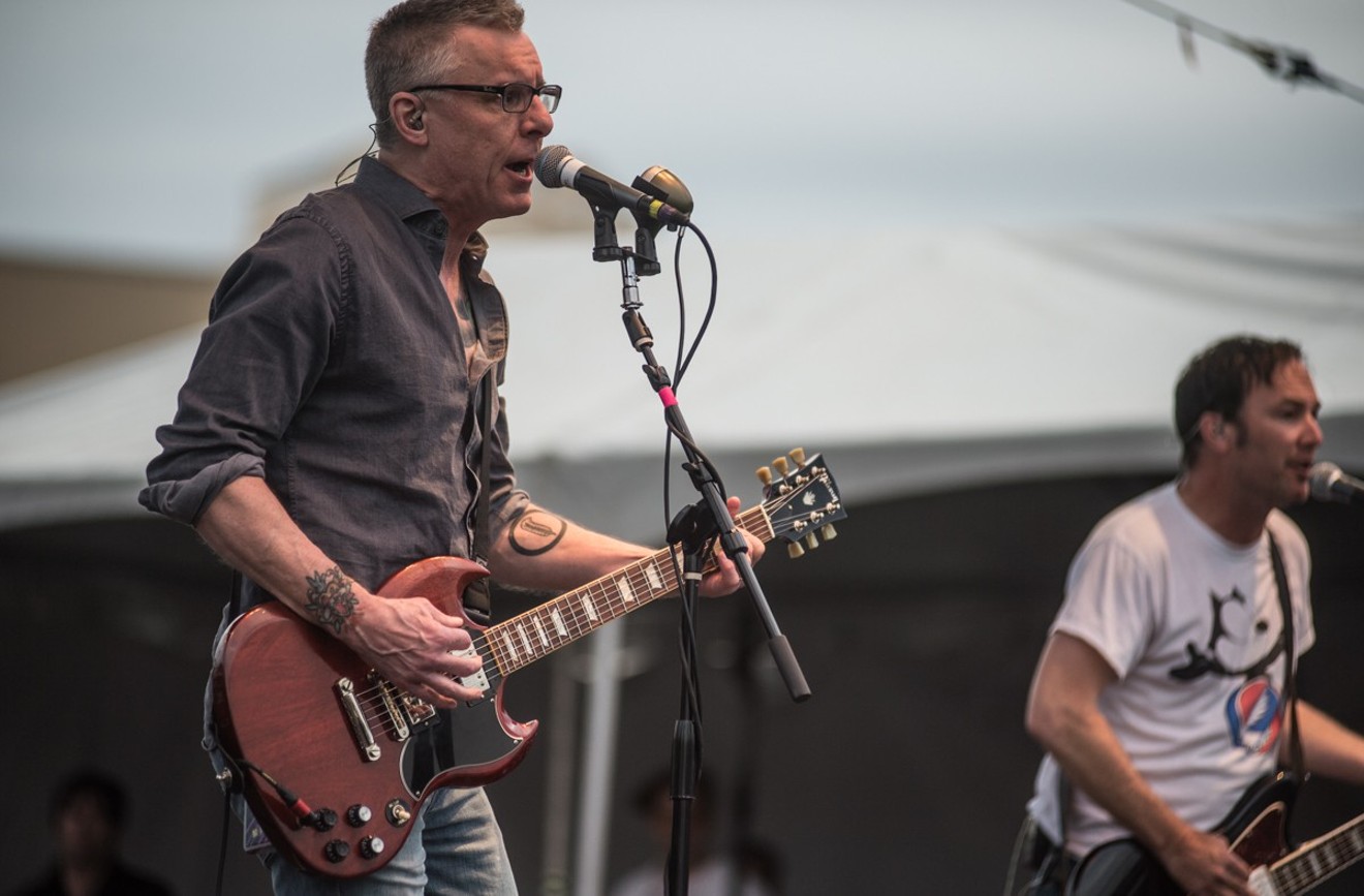 Vaden Todd Lewis of the Toadies performs with the band at Edgefest earlier this month.