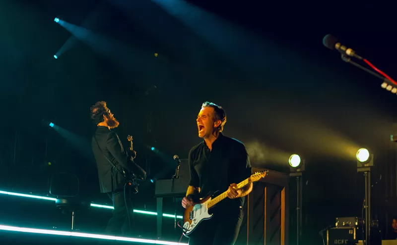Image: There Was No Lack of Color at Death Cab For Cutie and Postal Service's DFW Show