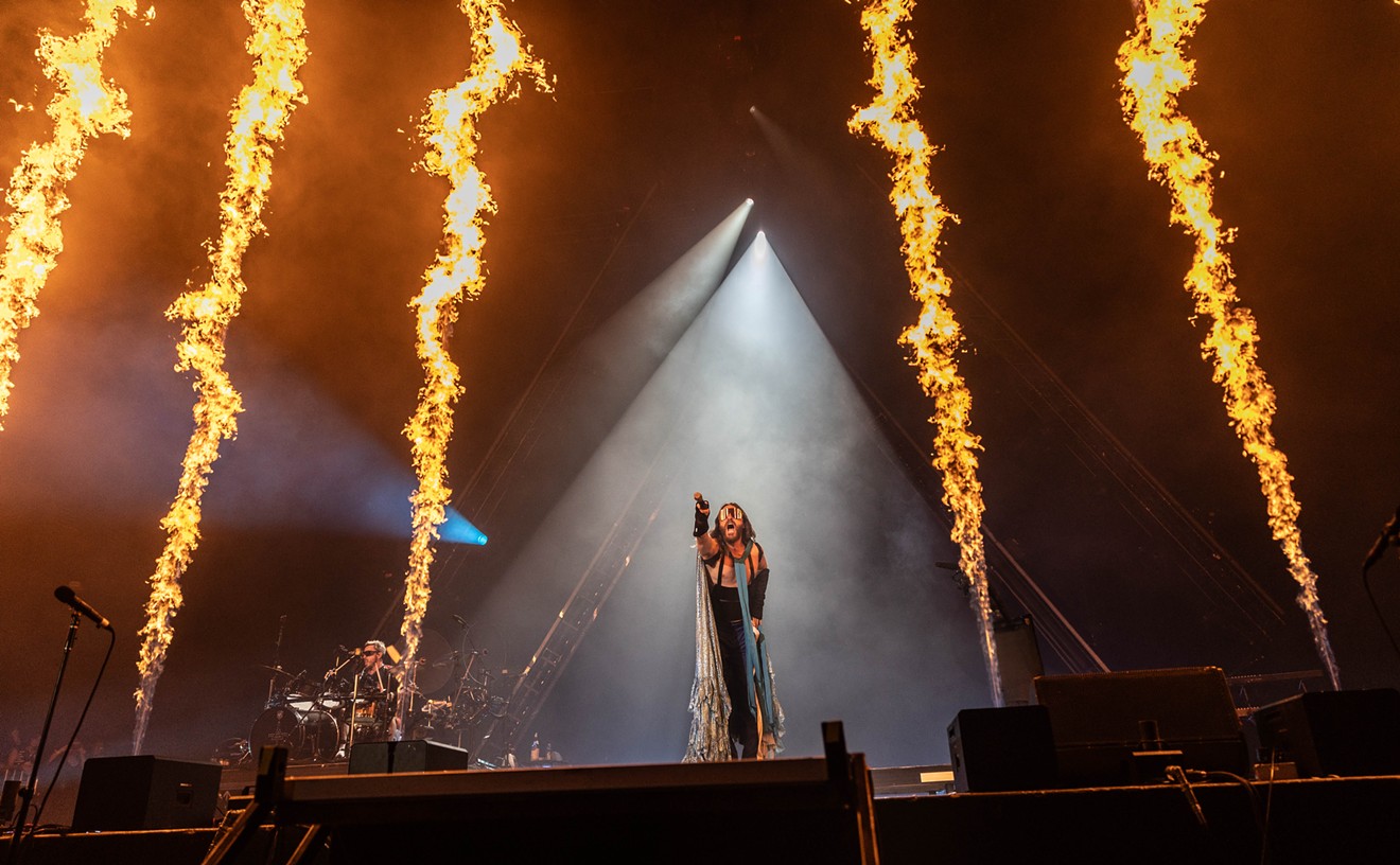 Thirty Seconds to Mars Lights Up Dallas' Dos Equis Pavilion