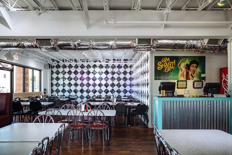 Image: Eat Street feels like a low-key diner with bright, modern touches.