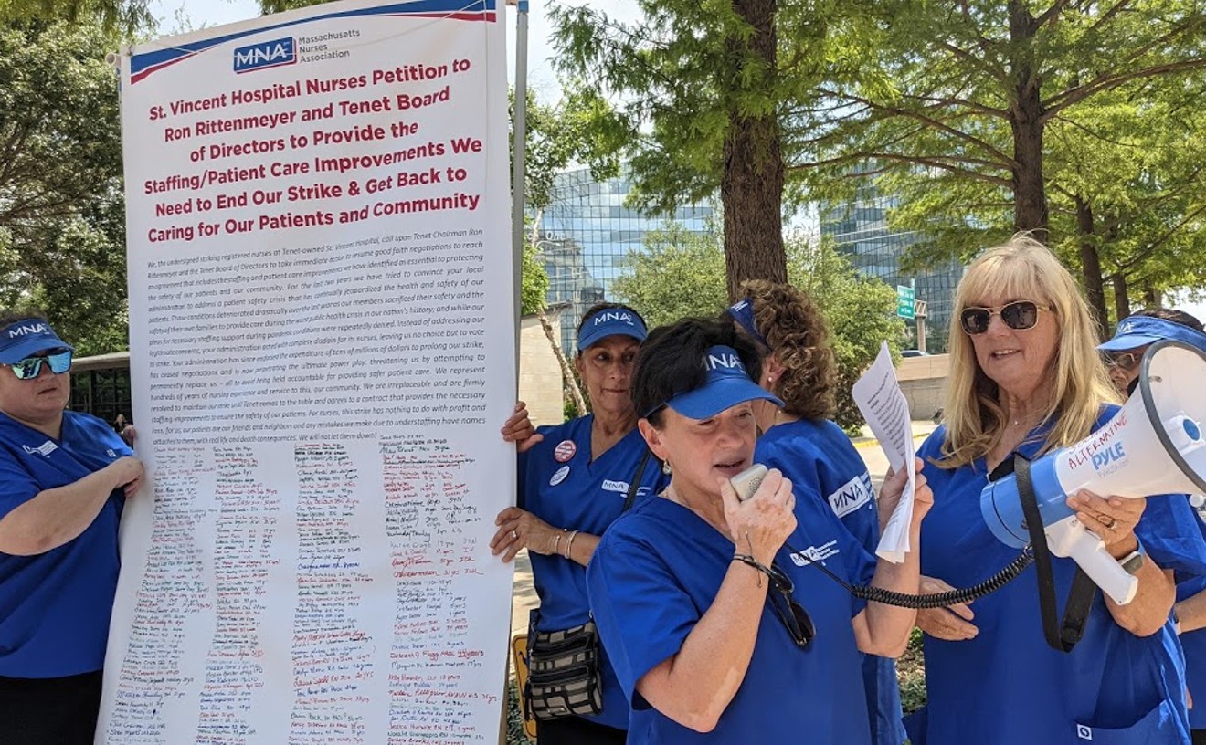 Traveling Halfway Across U.S., Striking Massachusetts Nurses Bring Fight to Dallas