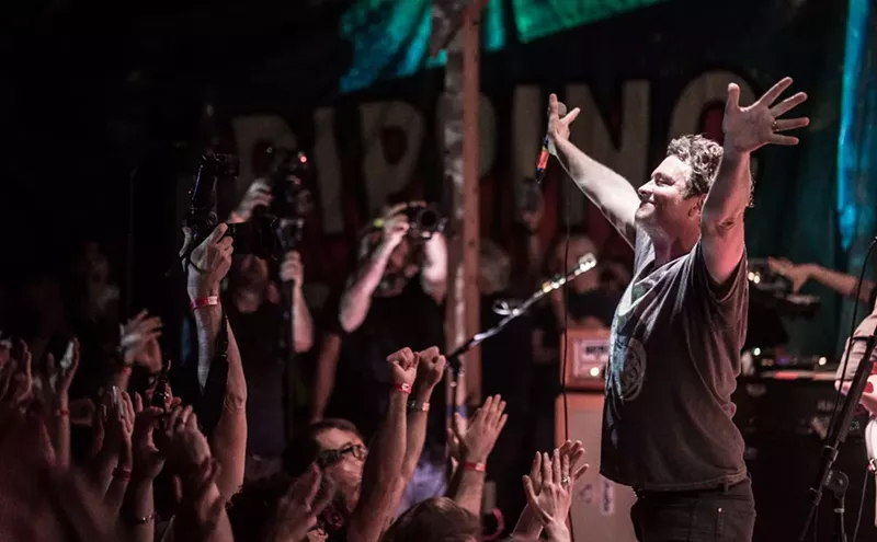 Image: Tripping Daisy Play One Set — and Then Another — at Jubilant First Show Back