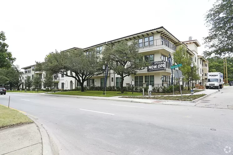 Don't be fooled by your first impression, The Laurel has some of the highest rents in town. - APARTMENTS.COM