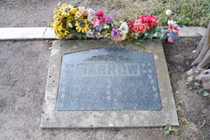 Clyde's grave - CAROLINE PRITCHARD