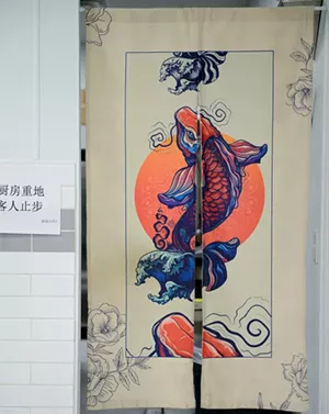 Two years ago, the only ways for residents of North Texas to try traditional foods from Xi’an were to cook dishes themselves or hop on an airplane. Now Plano is host to two kitchens serving Xi’anese cooking, both of them in food courts. - ALISON MCLEAN
