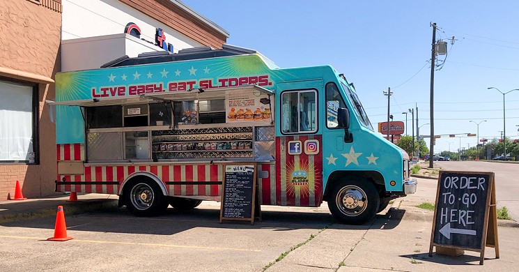 Easy Slider, one of Dallas' iconic food trucks. - CAROLINE PERINI