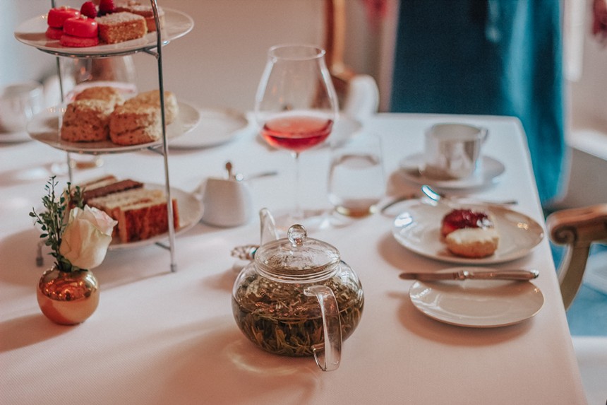 Get in the holiday spirit with a spot o' tea at the Adolphus. - THE ADOLPHUS HOTEL