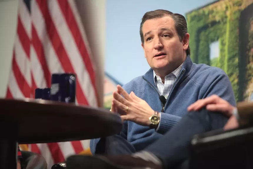 İyi ol' Ted Cruz bir NRA sevgilisidir. - KATHY TRAN