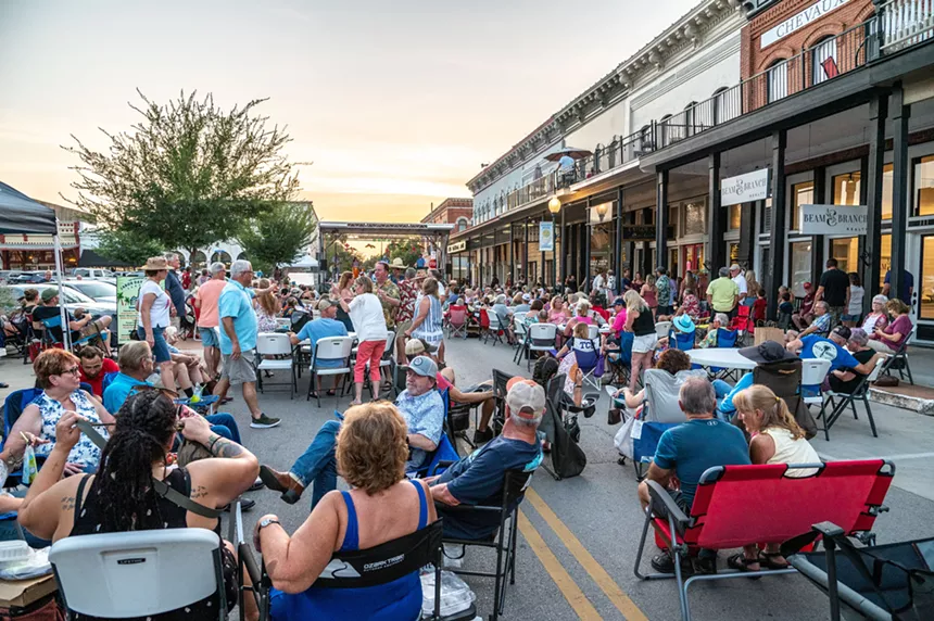 Take a day off from this concrete jungle and spend a part of your weekend at the historic Granbury Square. - HISTORIC GRANBURY MERCHANTS ASSOCIATION