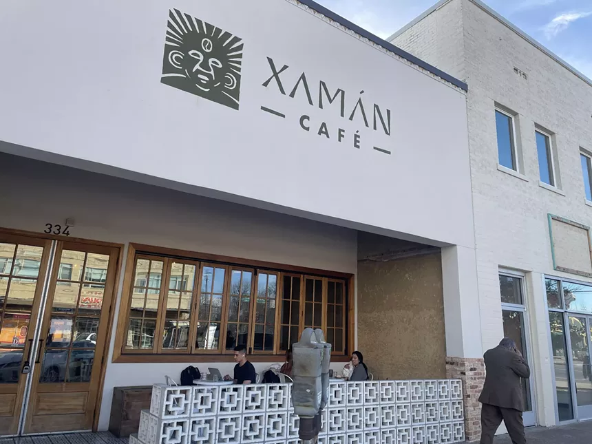 Xamán Cafe's exterior