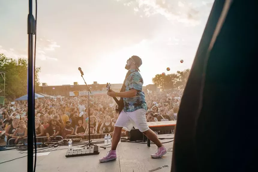 Guitar player at Pop Punk’s Not Dead