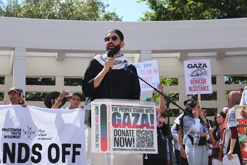 Students stand in solidarity with Palestine in Dallas, joining thousands of students across college campuses doing the same.