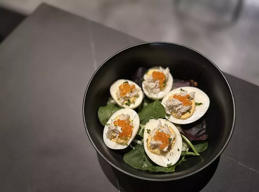 devlied eggs at hugos