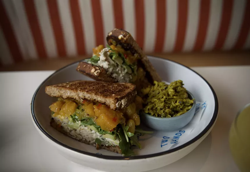Henry's Chicken Sandwich