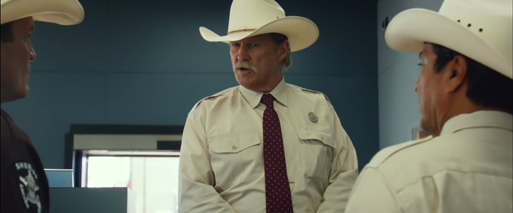 Jeff Bridges as Marcus Hamilton, a character based on Waco sheriff Parnell McNamara, in Hell or High Water. - SCREEN SHOT OF HELL OR HIGH WATER TRAILER