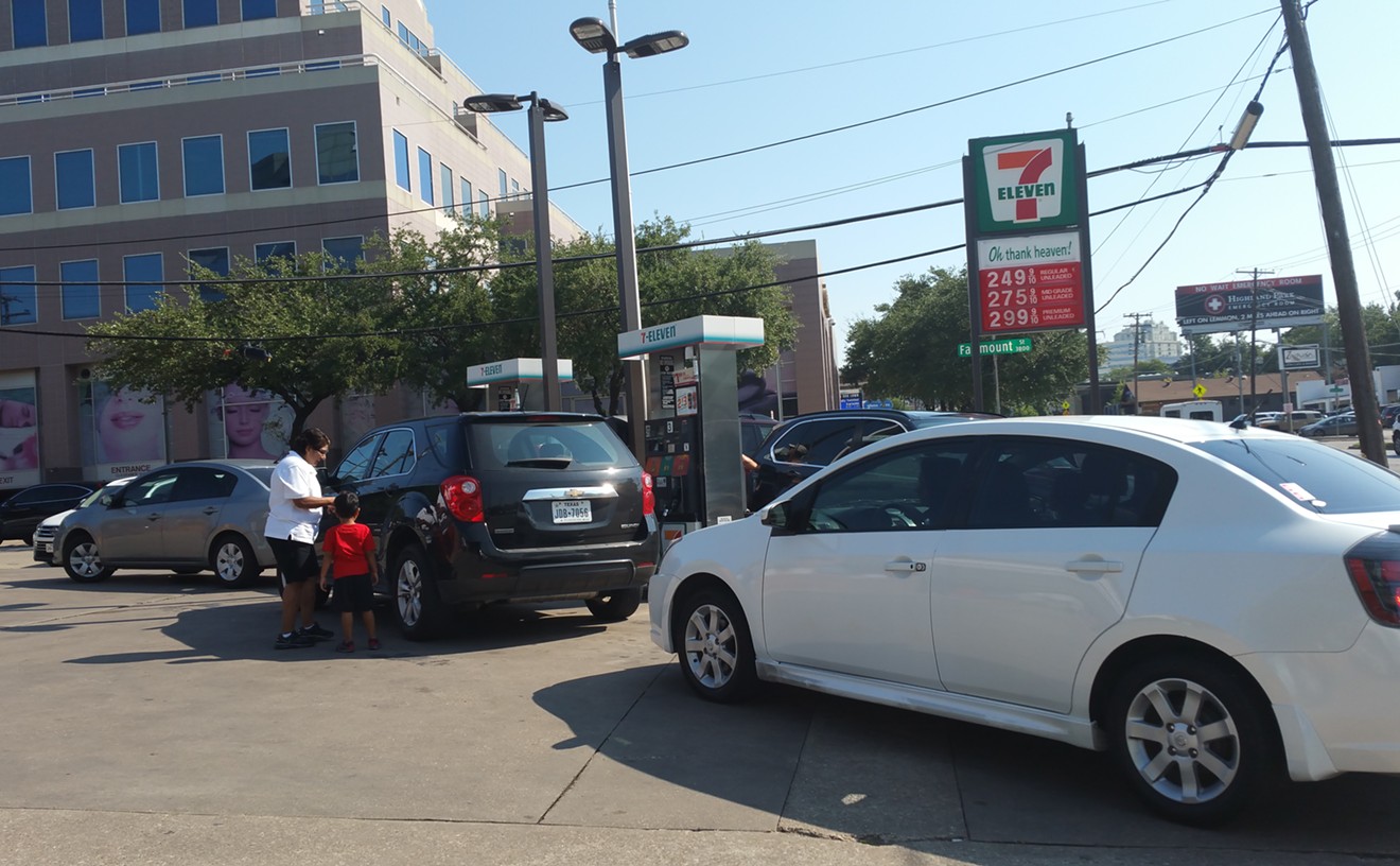 Lines stretched onto Oak Lawn Avenue at a 7-Eleven during the fake gas crisis of 2017.
