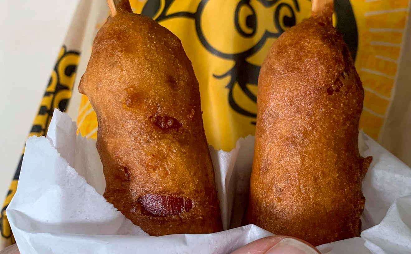 The far-less-than-ideal corn dog execution from a Golden Chick in Denton.