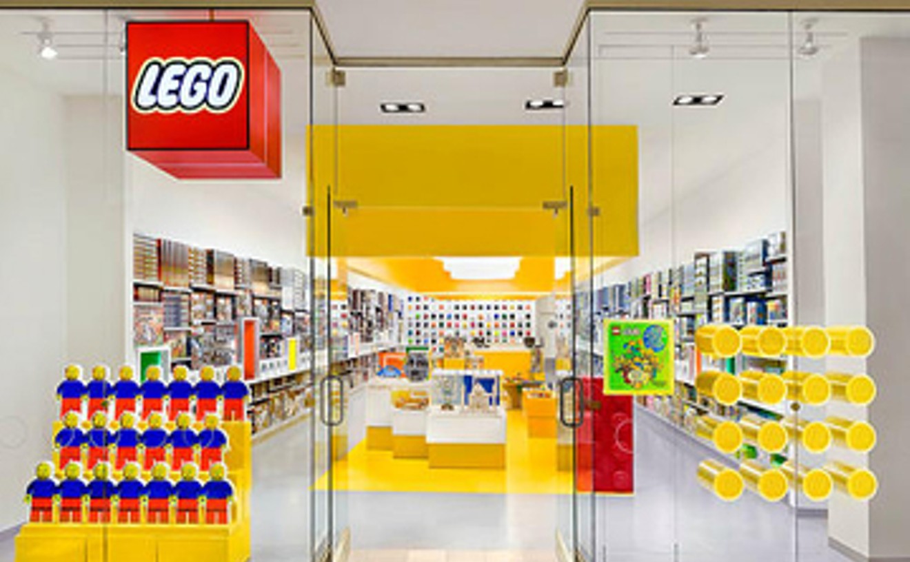 Nageslacht beha Krijgsgevangene Best LEGO-Only Toy Store 2015 | The LEGO Store | Best of Dallas® 2020 |  Best Restaurants, Bars, Clubs, Music and Stores in Dallas | Dallas Observer