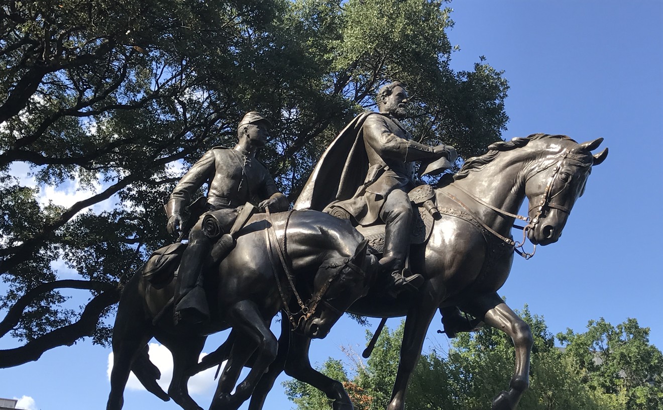 Dallas' Robert E. Lee statue