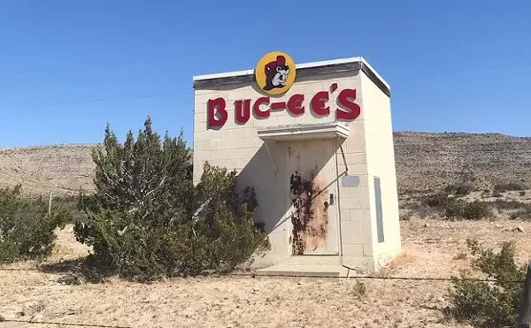 What's It Like to See the World's Smallest Buc-ee's? We Asked Someone With Eyes on the Ground
