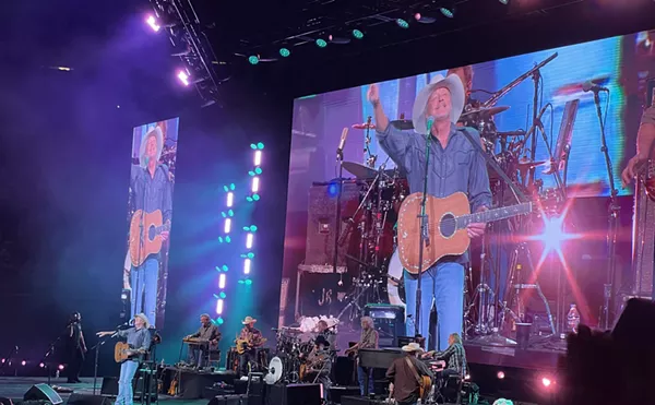 Alan Jackson Brought Fans to Tears at His Last Big Concert in Dallas