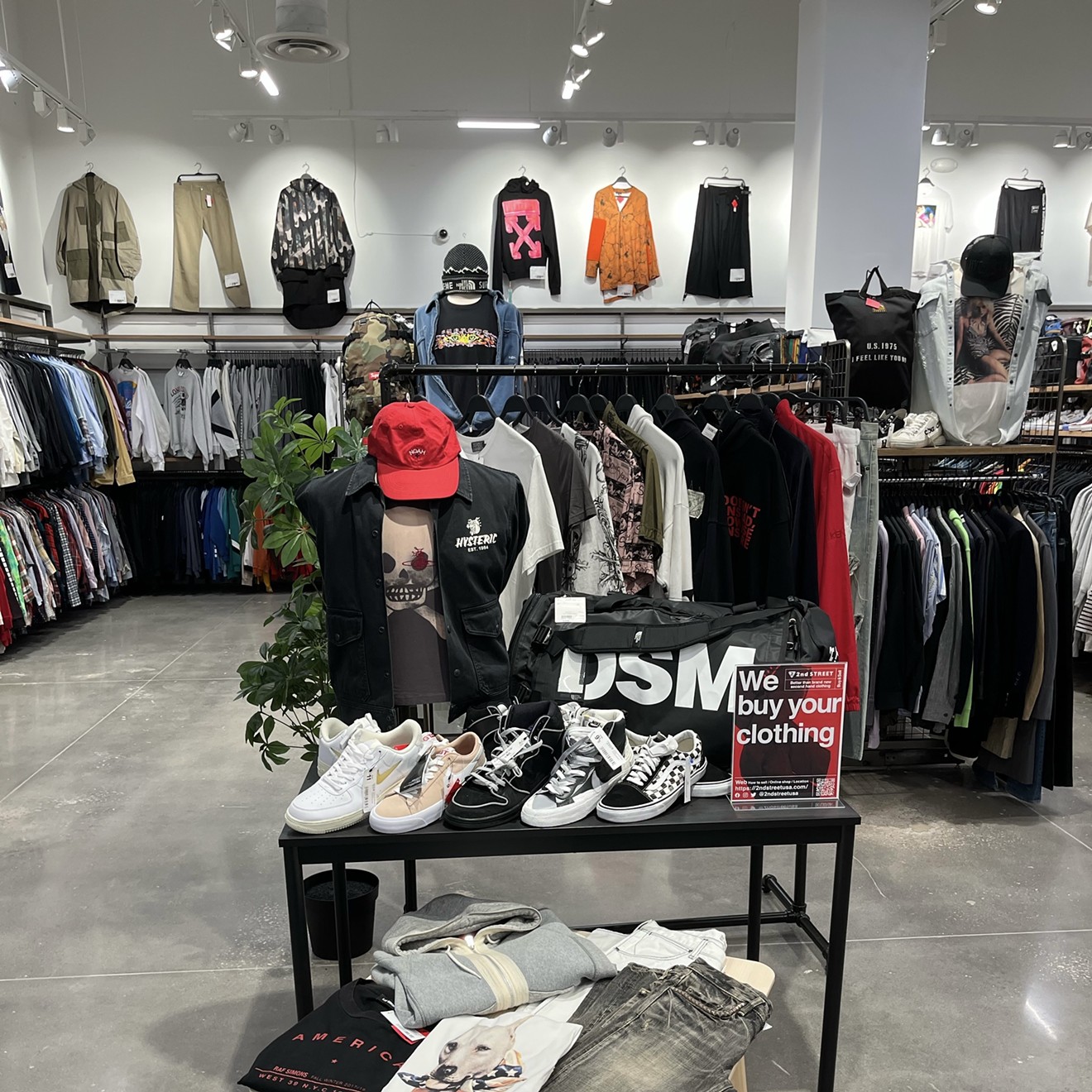 Resale retailer 2nd Street USA, from Japan, is now in Texas.