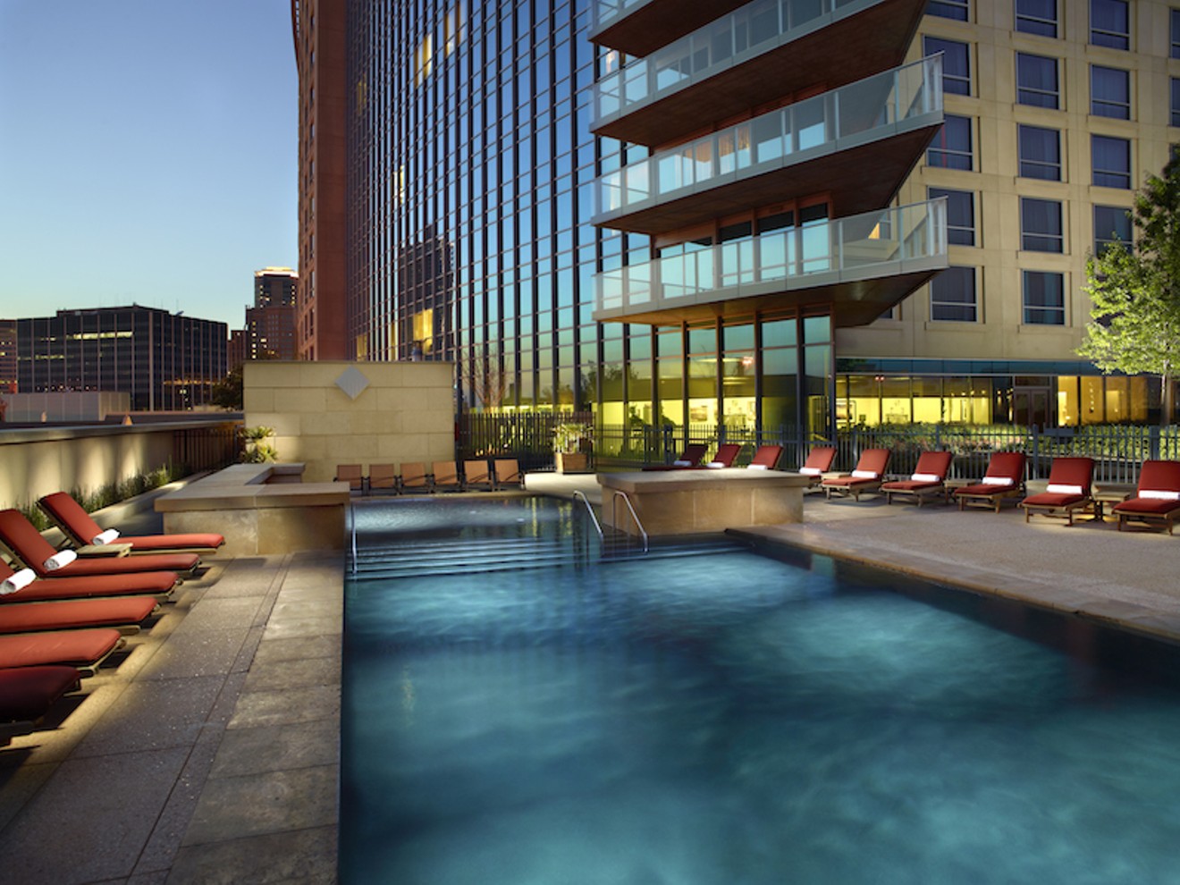 The Omni Fort Worth is conveniently located in the heart of downtown.