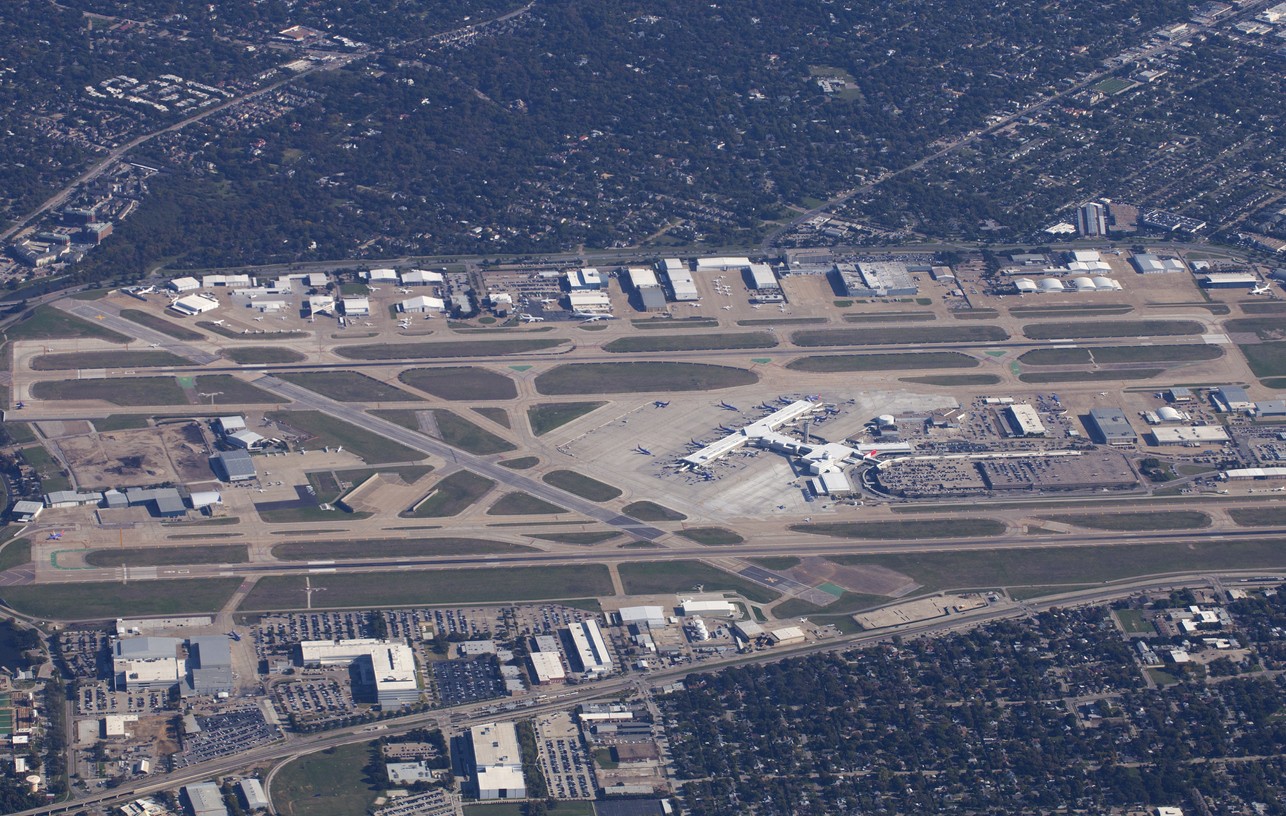 Dallas Love Field Airport is a 3-Star Airport