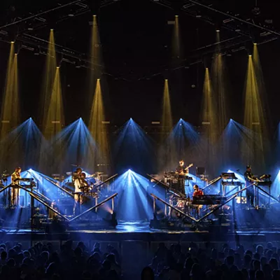 Bon Iver played an exquisite show in Irving on Sunday.