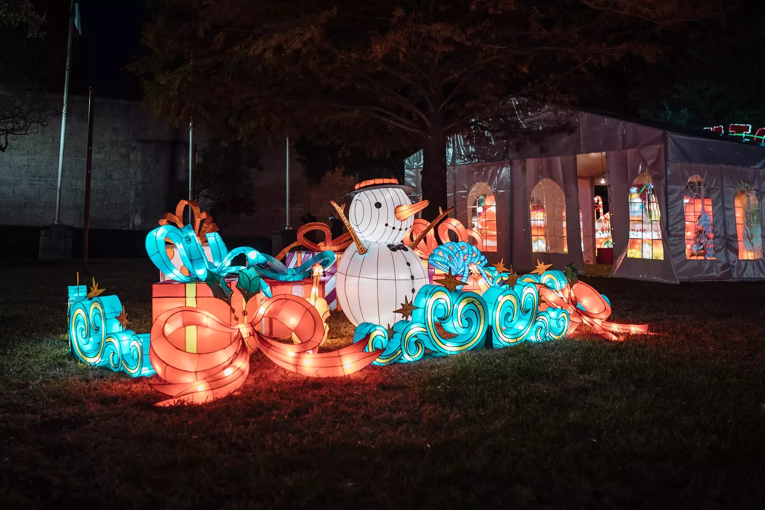 Chinese Lantern Festival Lights Up Fair Park Dallas Dallas Observer The Leading