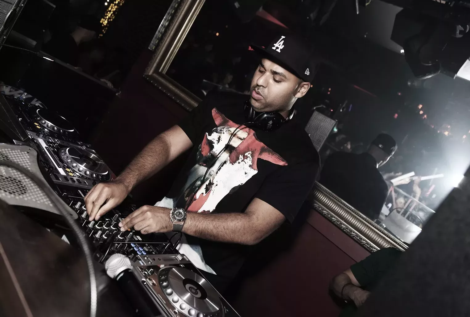 Dallas DJs Tell Us How To Request A Song From The DJ Dallas Observer