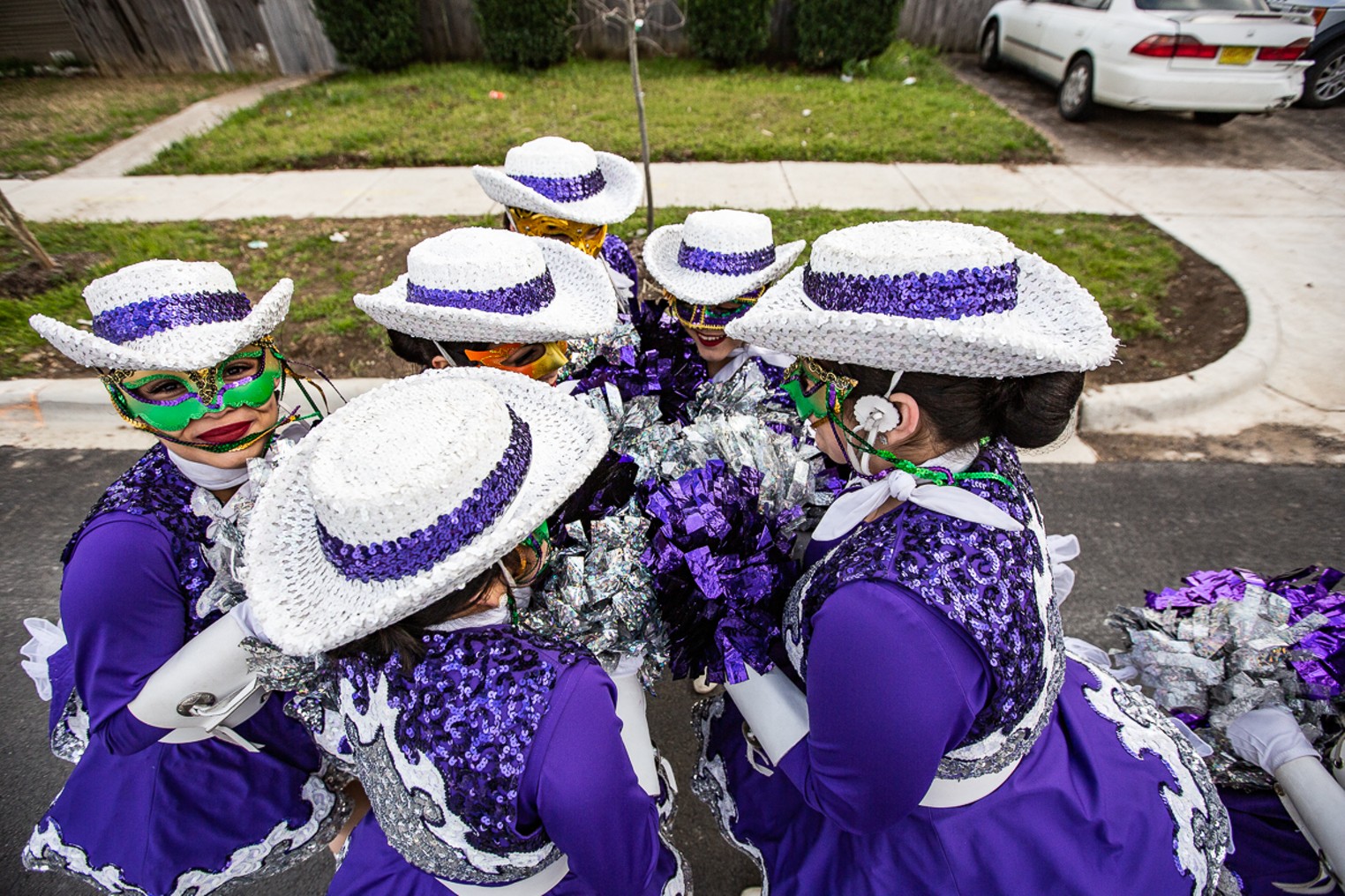 Freezing but Partying The Oak Cliff Mardi Gras Parade Dallas Observer