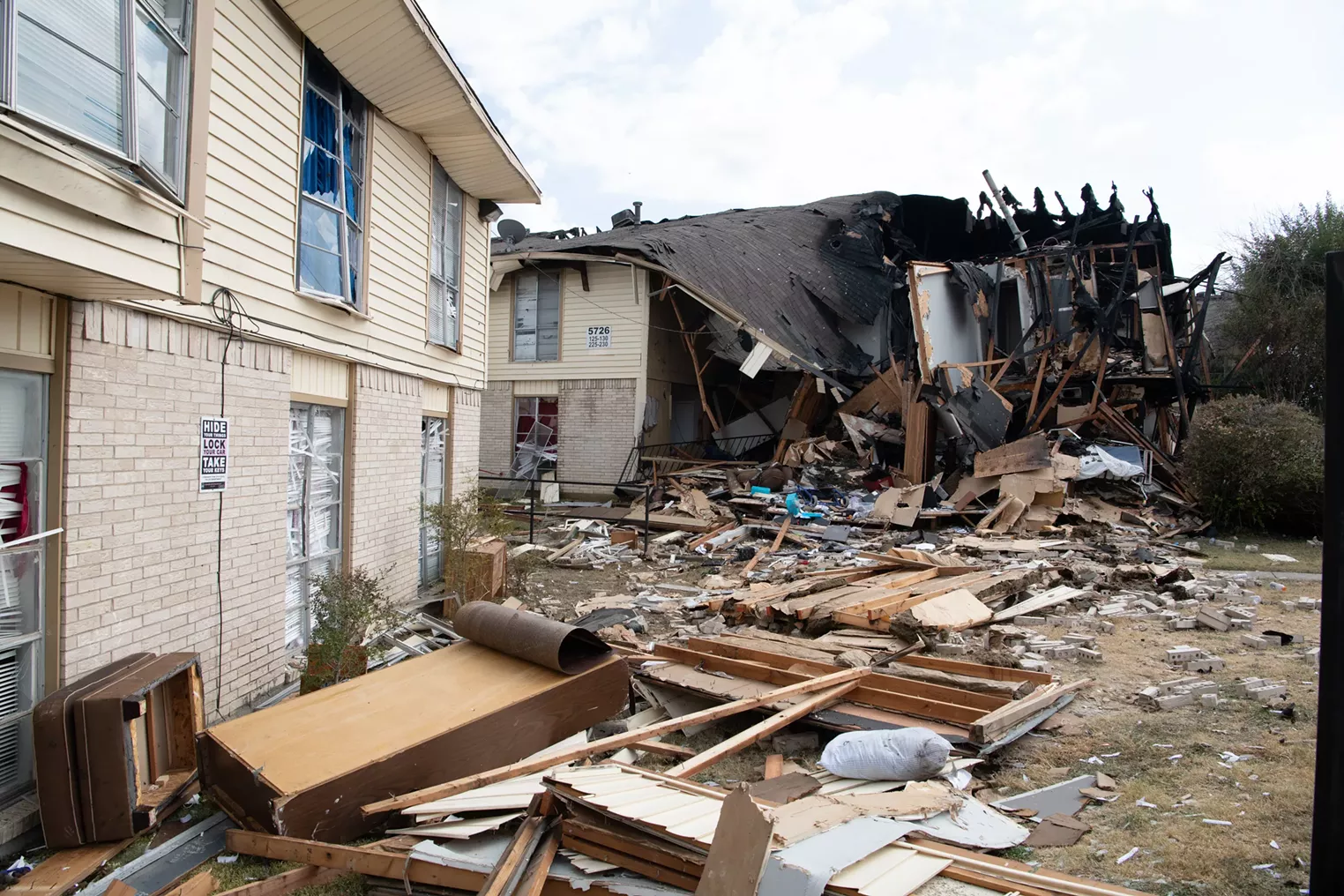 In Oak Cliff's Highland Hills Apartment, an Explosion Displaces