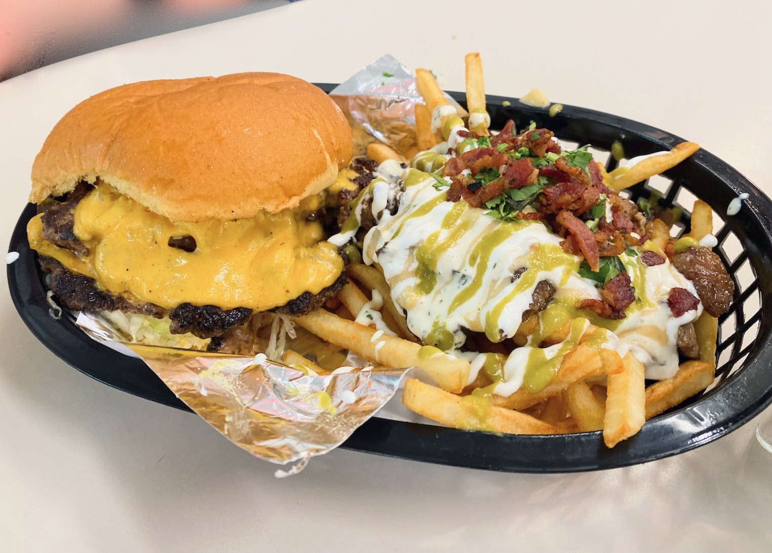 Green Bay smash burger food truck owner opens a permanent restaurant