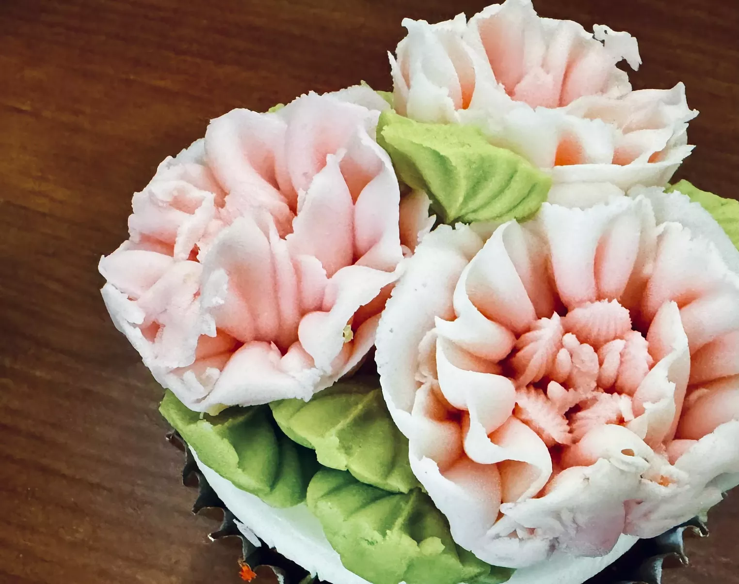 Ginger Taylor is Making Some of the Most Beautiful Desserts in Dallas - Vimarsana News