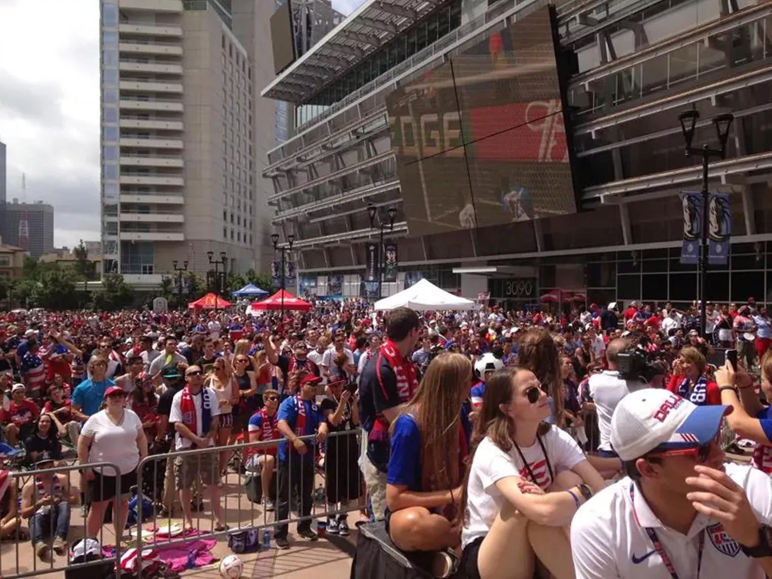 FC Dallas Watch Party at AT&T Plaza Dallas Dallas Observer The