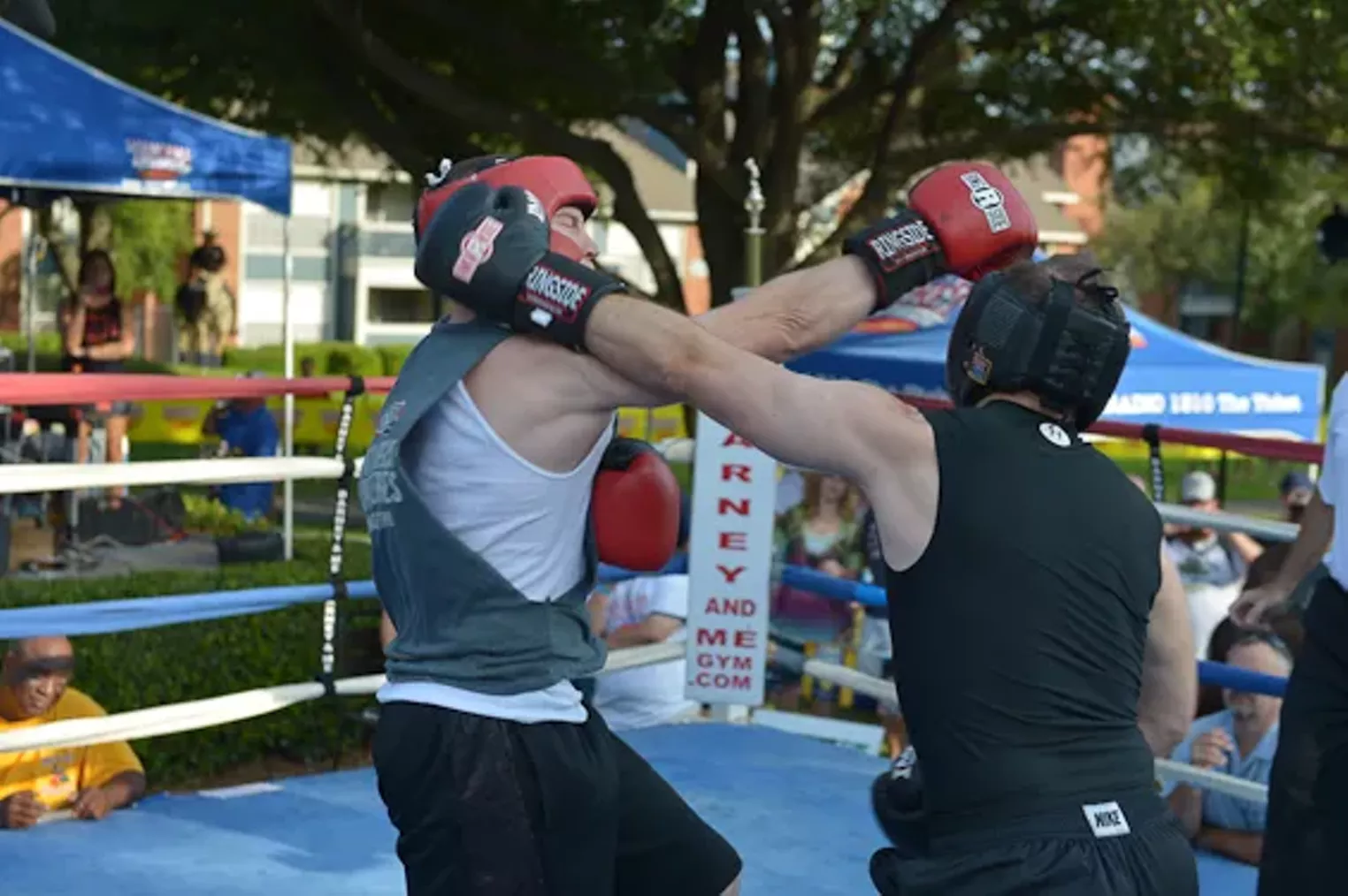 Sportsradio 1310 The Ticket's Fight Night 2012 Dallas Dallas Observer The Leading