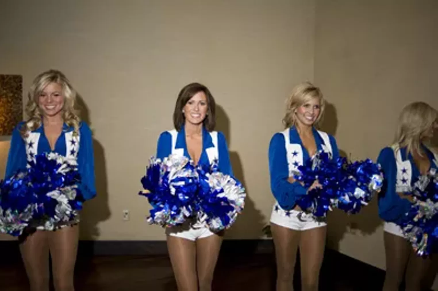 Dallas Cowboys Cheerleaders Swimsuit Calendar Party Dallas Dallas