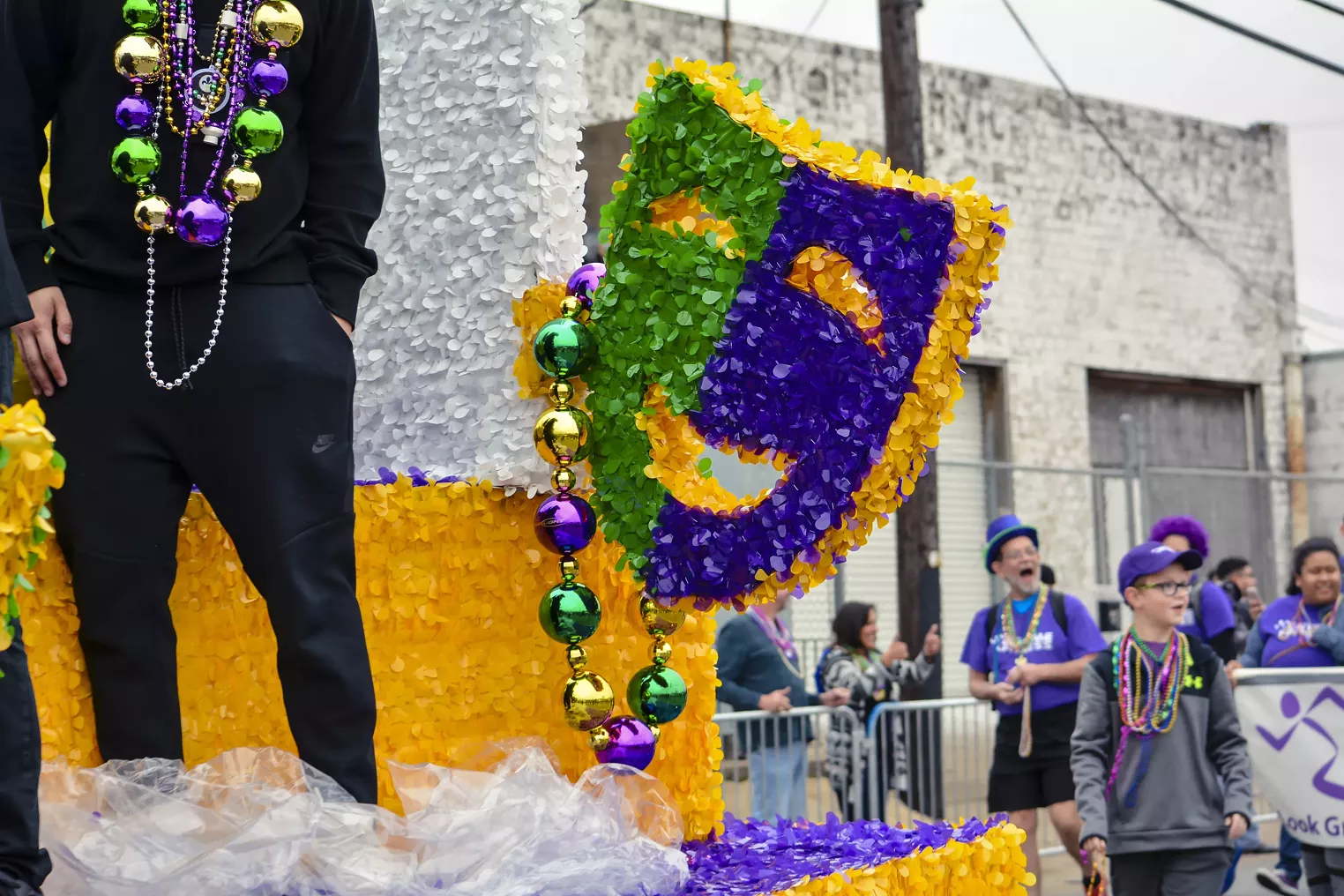 Mardi Gras Takes over Oak Cliff Dallas Dallas Observer The