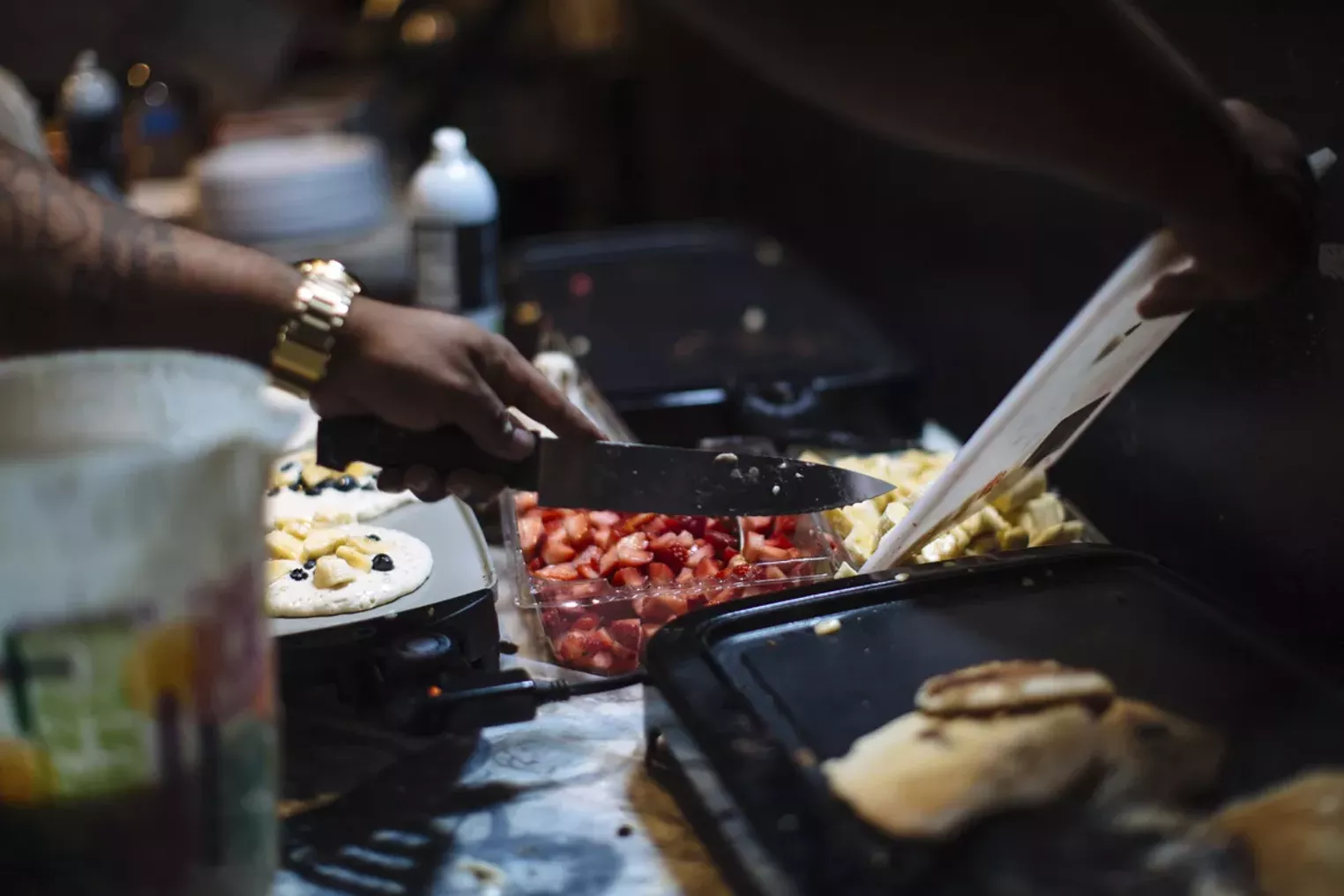 Pancakes and Booze Packed it In with Enticing Visuals Dallas Dallas