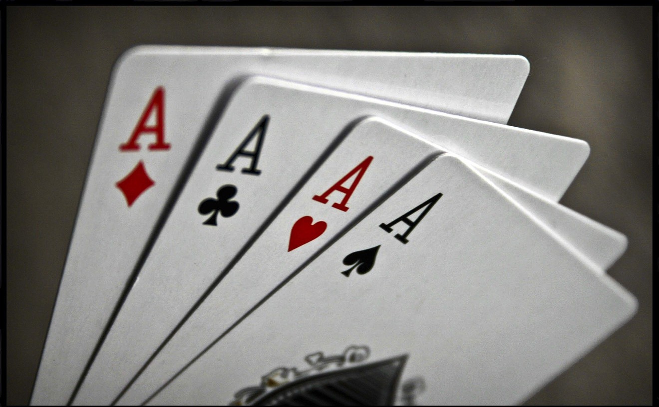 Unlike Dallas, Other Texas Cities Give Poker Clubs Royal Treatment