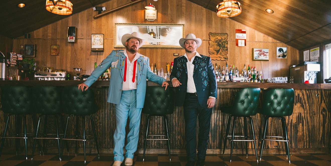 Wade Bowen and Randy Rogers miss the road, but they're also learning to love household chores.