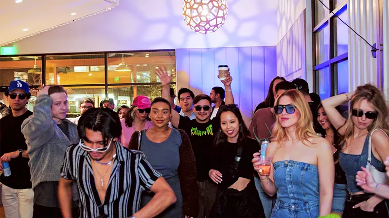 Image: Casie Farrell's Coffee Shop Rave