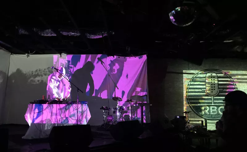 Image: We Found People Who Know Nothing About Ambient Music on Reddit and Took Them to DAMN