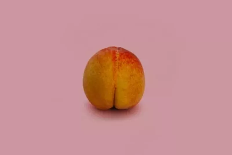 Image: Our buns, "they don't feel nothin' like steel."