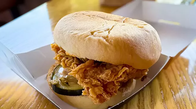 Golden Chick's pimento crunchwich