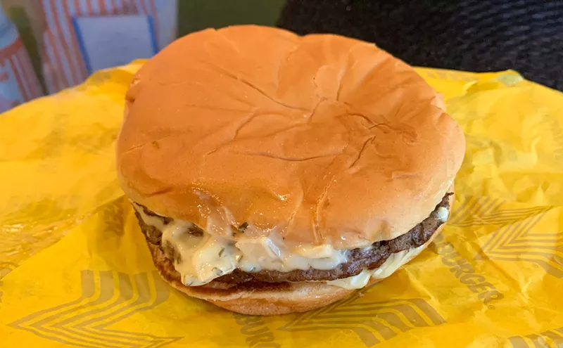 Image: We Try the Pico de Gallo Burger from Whataburger